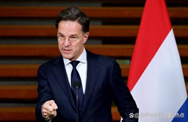 金砖峰会上,埃尔多安正与普京谈笑风生,突然收到国内传来的噩耗