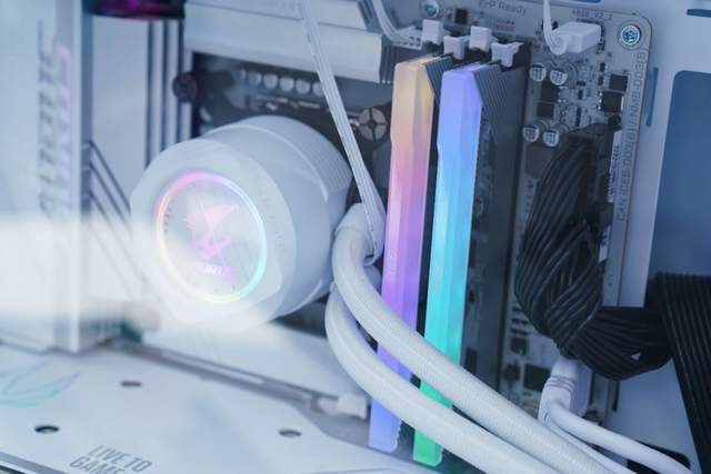 高校行丨佰维存储牵手武汉工程大学学子,共绘科创青春新篇