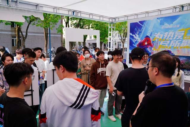 高校行丨佰维存储牵手武汉工程大学学子,共绘科创青春新篇