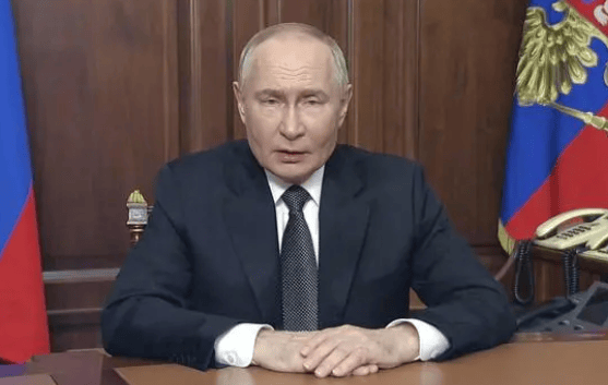 俄罗斯上演罕见一幕！普京这回“火力全开”，北约再不收手就晚了