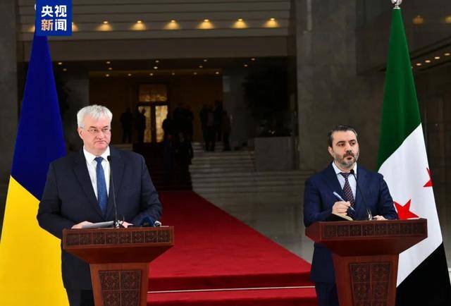 泽连斯基表态:准备复交