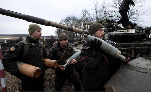 俄炸烂乌克兰“遮羞布”,地下世界曝光,基辅下令:所有人闭嘴