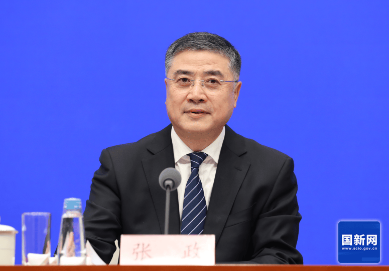 张政，已任中国文联党组书记