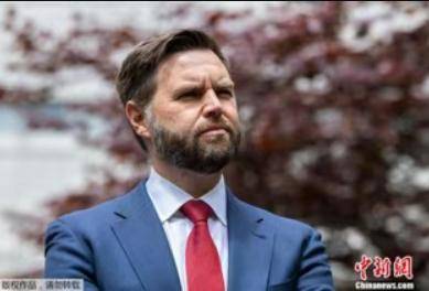 MAGA=“美国滚开”！强买格陵兰岛引发激烈反弹| 国际识局