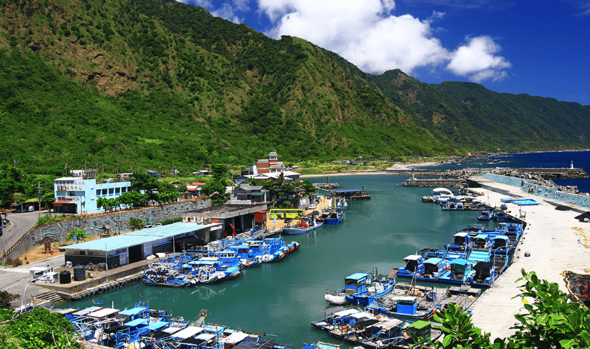 中方严厉警告！美国人警醒，大批解放军军舰实弹演训，信号强烈