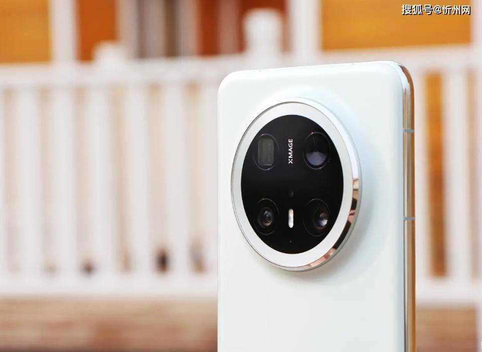 华为还是妥协了,高端旗舰手机Mate 70突降450元,512GB+纯血鸿蒙+红枫影像