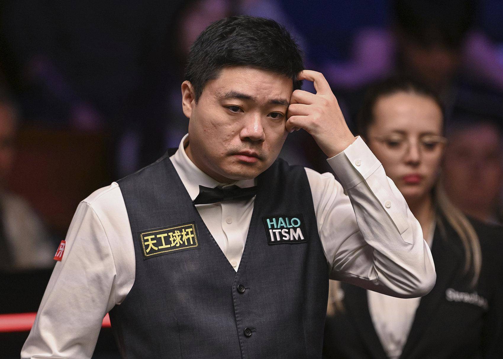 丁俊晖4比13负布雷塞尔,无缘斯诺克世锦赛八强