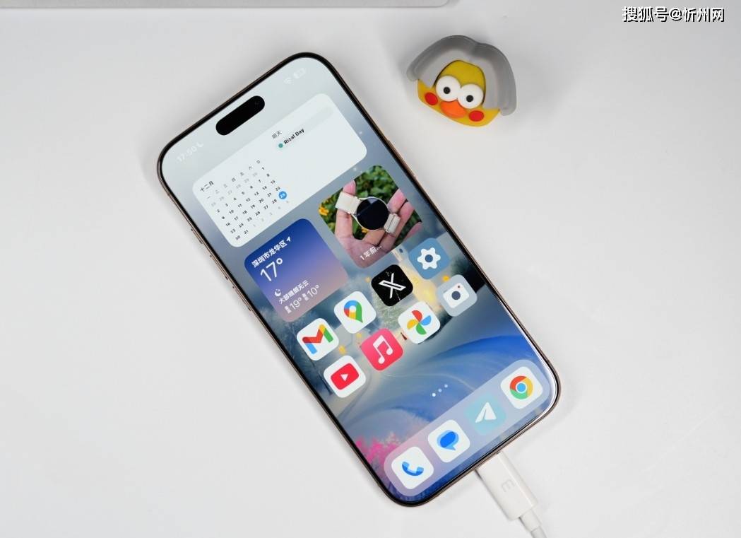 为什么说iPhone 16 Pro Max价格大跳水,对安卓手机是“降维打击”?