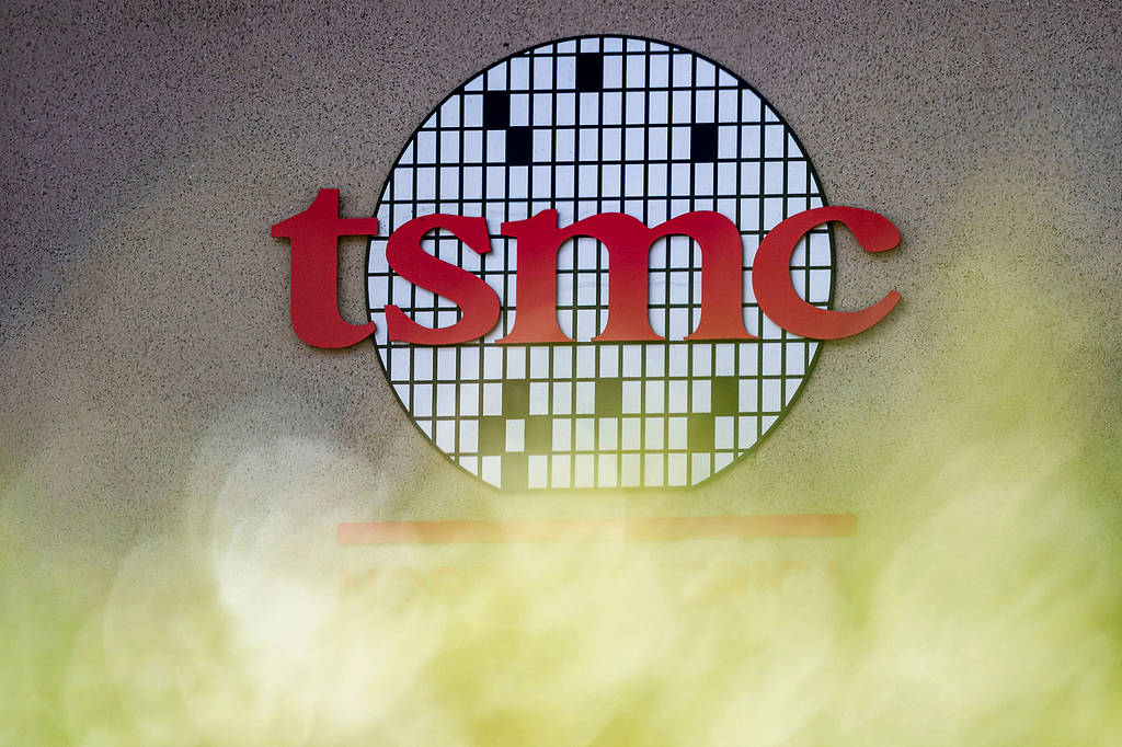台积电发声明硬刚美芯片关税，台媒：“护岛神山”不想跪，赖当局呢？