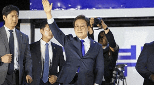 美警告李在明，不许和中国走太近，中方二话不说，直接通电韩方