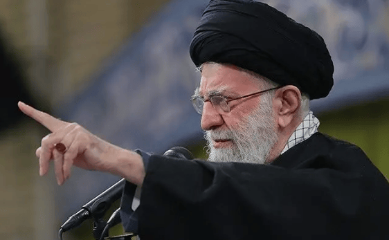 人狠话不多！哈梅内伊凌晨发文：强援已到，一场大战即将爆发？