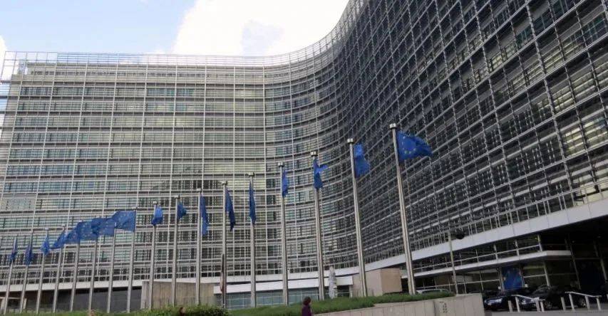 中方刚放下电话，不到24小时，欧盟就变脸了，对华发起一道禁令？