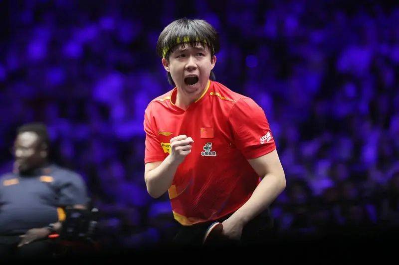 王楚钦4比0战胜张本智和，第三次夺得WTT大满贯男单冠军