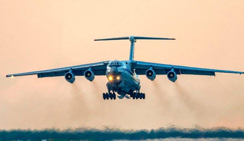 俄军大运刚刚离开,伊朗军用机场突发爆炸,苏-35比歼-10先到货?