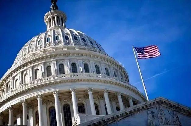 王毅外长立下大功,用美国最意想不到的方式,我方接下了“挑战书”