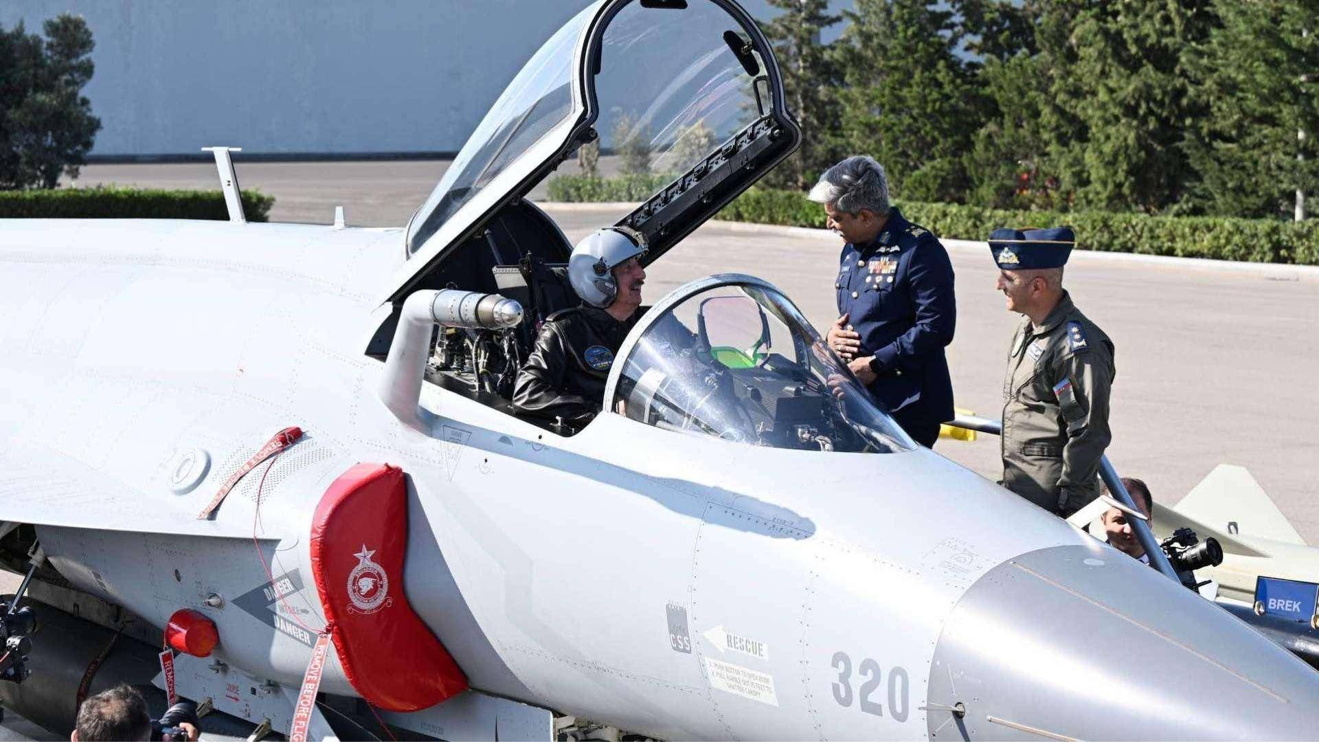 枭龙将吊打苏-35？第二个乌克兰惊现，俄军少将：高加索再打一场