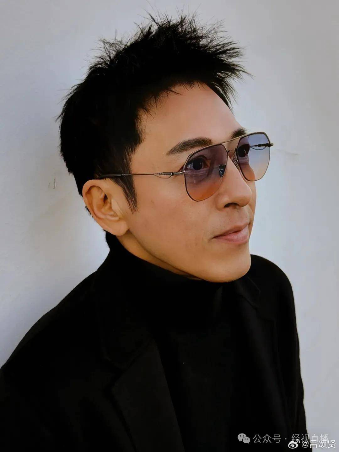 59岁知名男演员肺部感染被送进ICU，“全过程都在昏迷中”