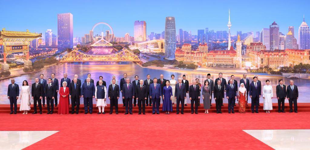 上合组织天津峰会|从天津再出发,开启充满希望的新航程——2025年上海合作组织峰会欢迎宴会侧记