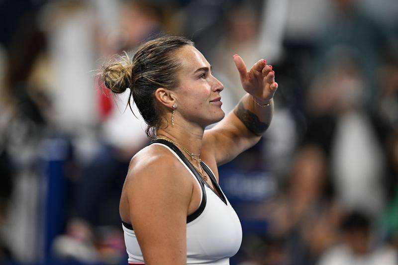 美网：萨巴伦卡收退赛礼连续五年进四强 下轮对阵佩古拉