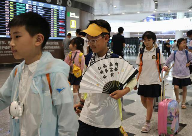 中小学春秋假，要来了？