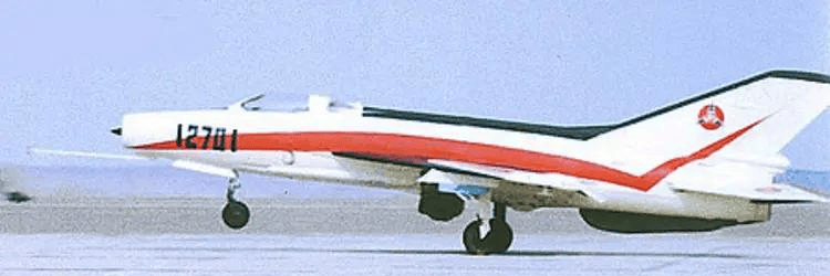 印度情报确认,中国给了巴铁启发,把歼7改无人机,饱和打击S400