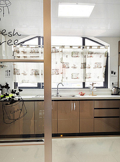 Amom(阿莫面林胶囊一次吃几颗) Amom(阿莫面林胶囊一次吃几颗)